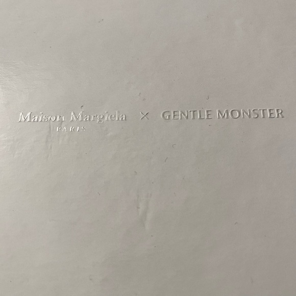 Maison Margiela X GENTLE MONSTER clutch bag 👛 - Picture 8 of 8